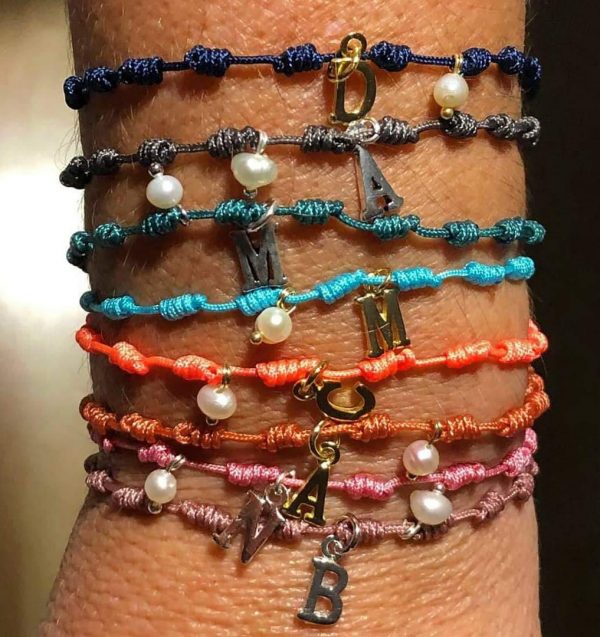 Pulsera de Nudos con Iniciales - Imagen 2